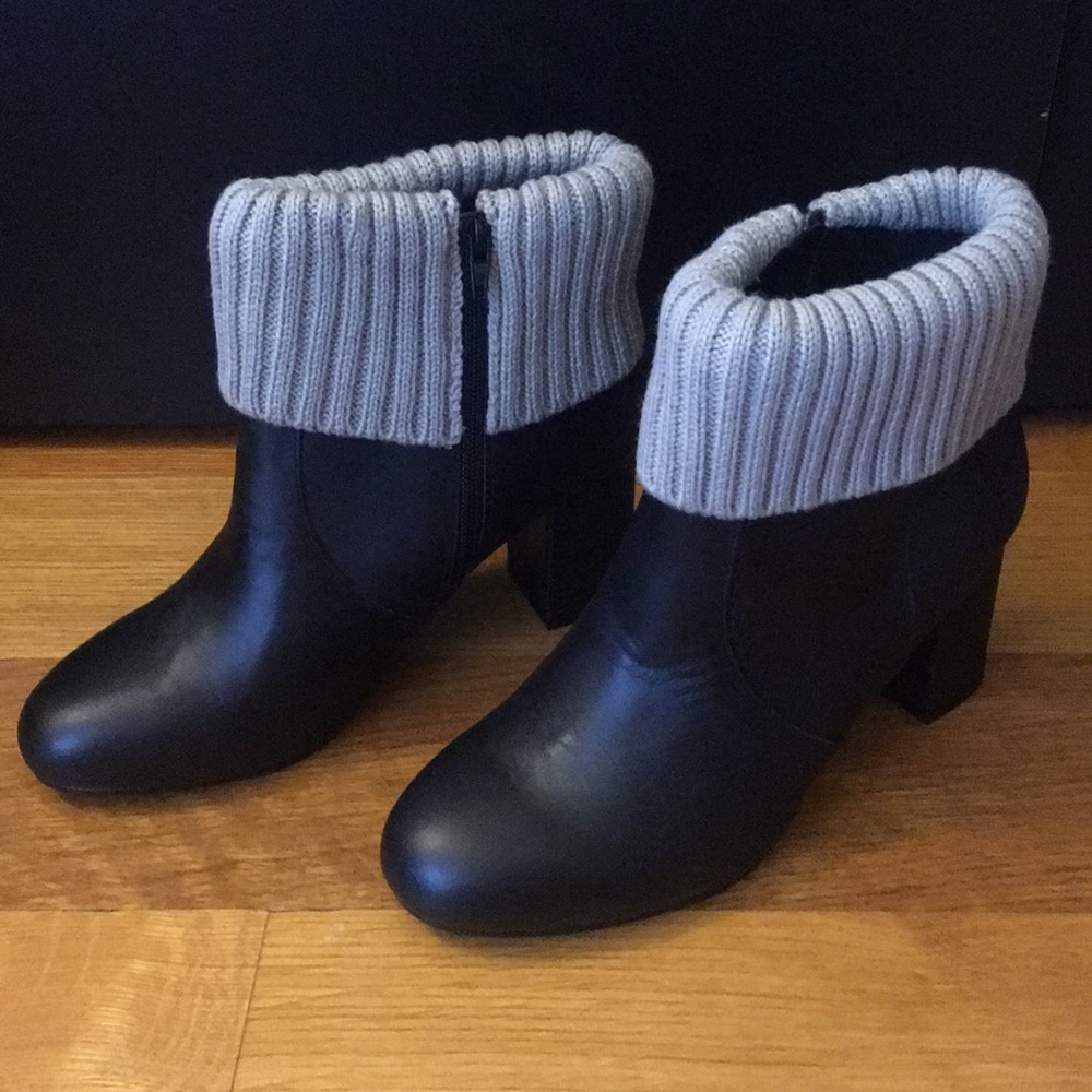 Size 9.5W Torrid Boots